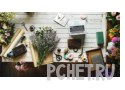 Деревянный, стол, бумага, цветы, флорист, ножницы, букет Деревянный, стол, бумага, цветы, флорист, ножницы, букет