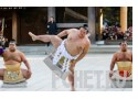 Япония, босиком, зрители, традиция, большой, сумо, борцы, маваси Япония, босиком, зрители, традиция, большой, сумо, борцы, маваси